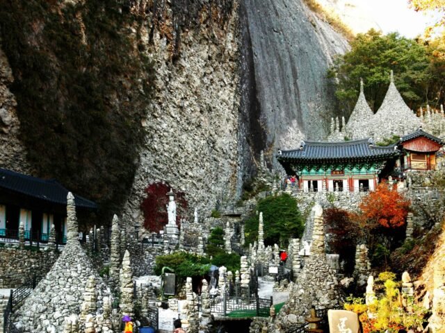 Maisan Tabsa Temple Maisan Tabsa Temple