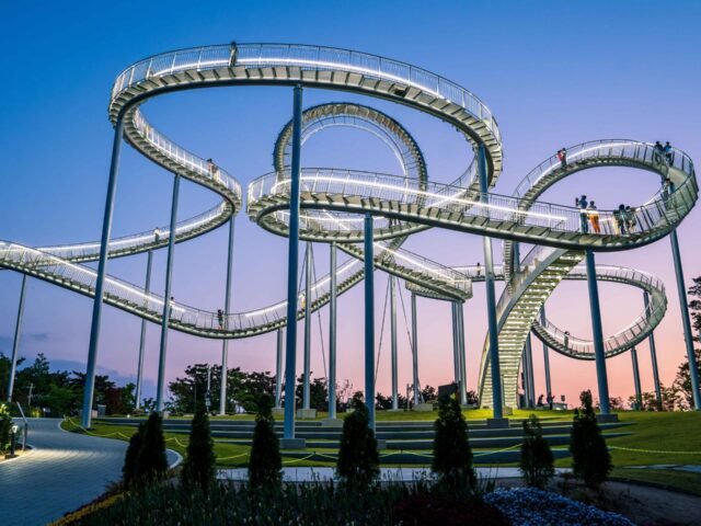 Space Walk Space Walk