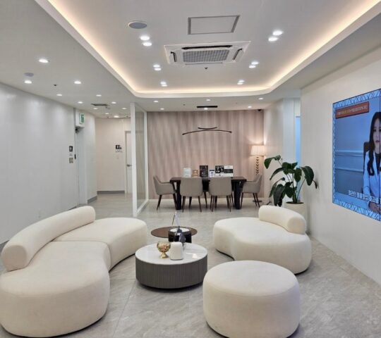 OhVelyJoo Clinic Hongdae