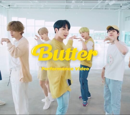 [BTS] Starbucks Seoul Wave Art Center